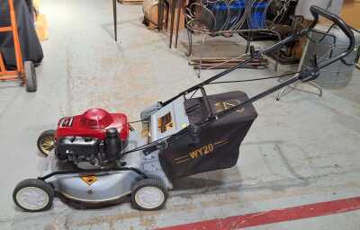 LAWN MOWER