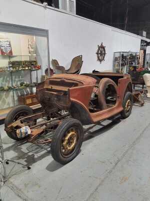 MORRIS 8