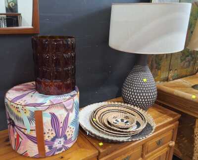 DECOR LOT