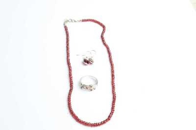 JEWELLERY SUITE