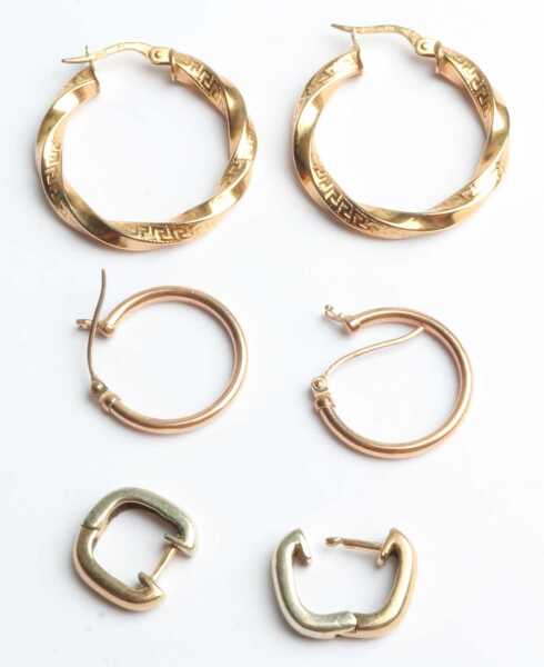 GOLD EARRINGS