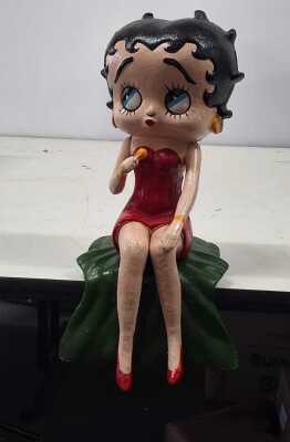 BETTY BOOP SHELF DECOR