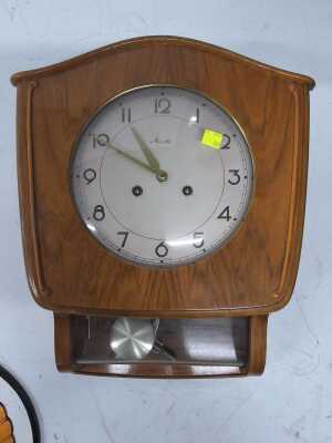 WALL CLOCK