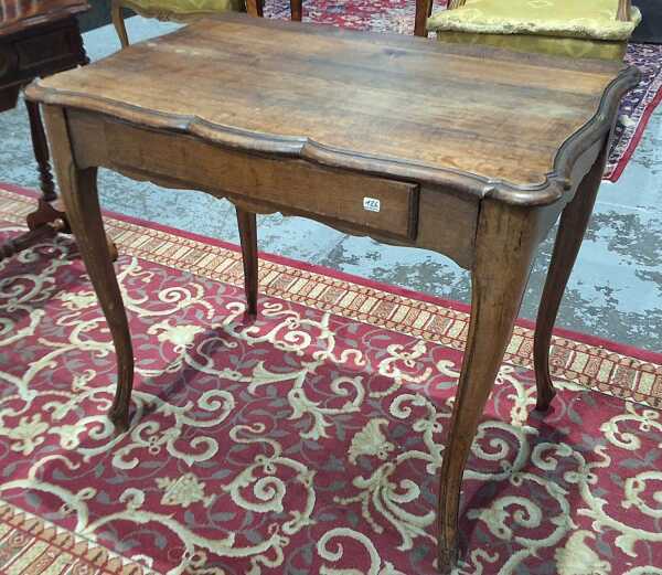 PETITE DESK