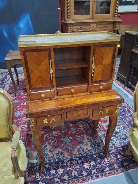 PETITE FRENCH LADIES DESK