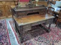 DESK