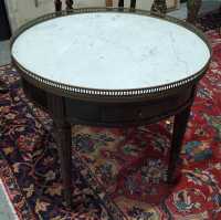 OCCASIONAL TABLE