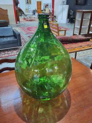 DEMIJOHN