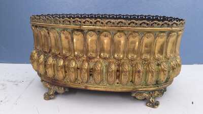 JARDINIERE