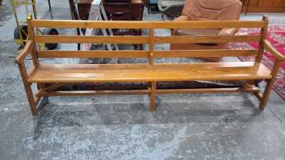 BENCH SEAT