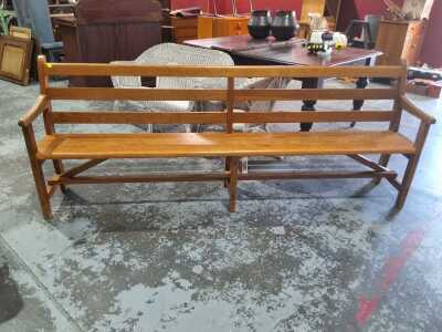 BENCH SEAT