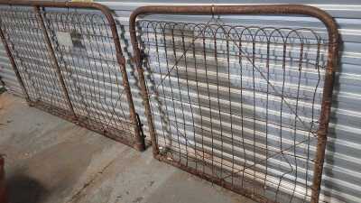 EMU WIRE GATE