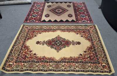 RUGS