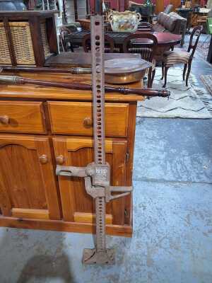 HI-LIFT JACK