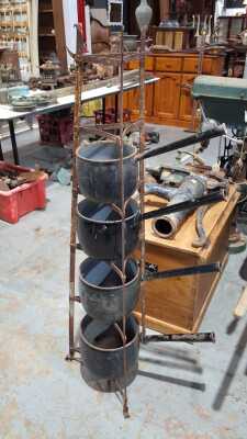 POT STAND