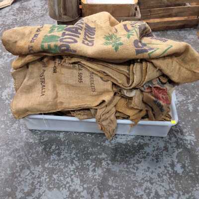 SACKS