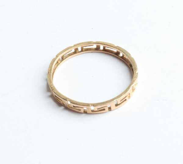 GOLD RING