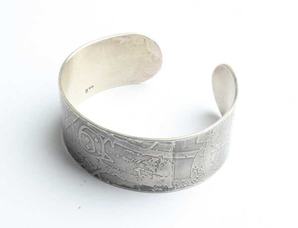 SILVER BANGLE