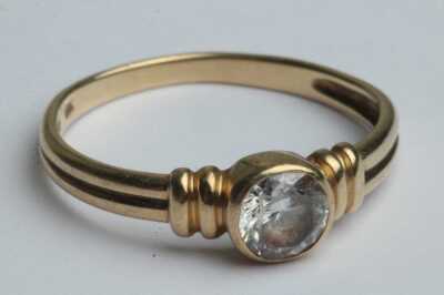 GOLD RING