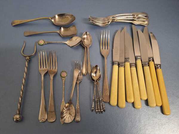 CUTLERY