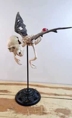 FLYING SKELETON