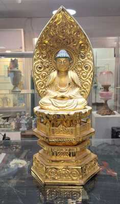 BUDDHA FIGURE