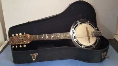 BANJO