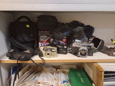 CAMERAS & CASES