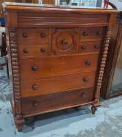 CHEST OF DRAWERS