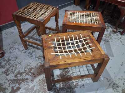 STOOLS