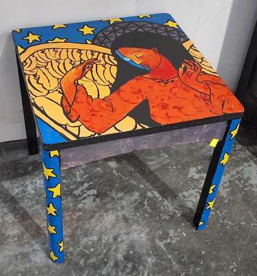 SIDE TABLE