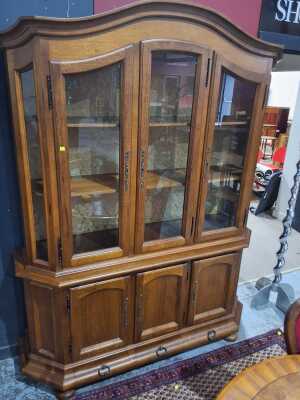 DISPLAY CABINET
