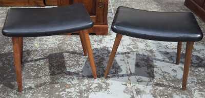 STOOLS