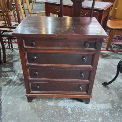 CHEST OF DRAWERS