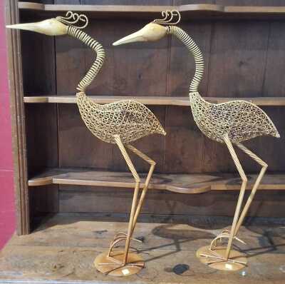 DECORATIVE BIRDS