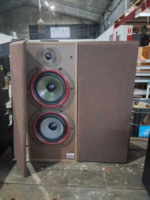 STEREO SPEAKERS