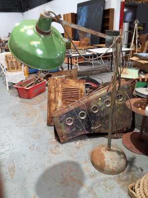 INDUSTRIAL LAMP