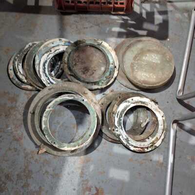 PORTHOLE FRAMES