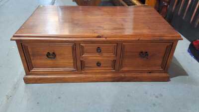 COFFEE TABLE