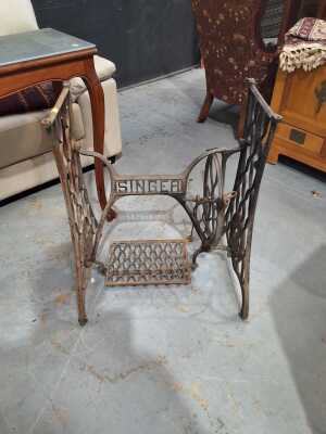 TREADLE BASE
