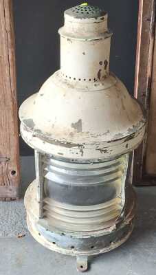 NAUTICAL NAVIGATION LIGHT
