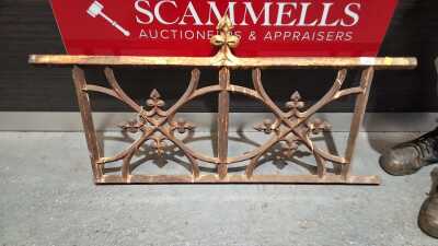 BALUSTRADE