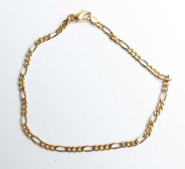GOLD BRACELET