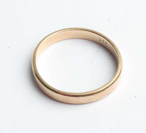 GOLD RING