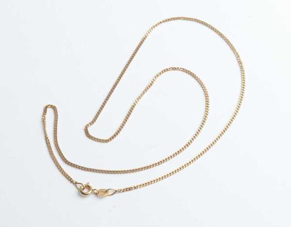 GOLD NECKLACE