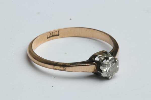 GOLD RING