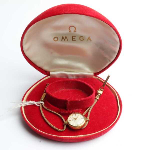 GOLD WATCH