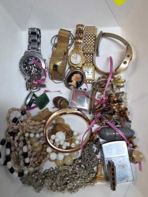 JEWELLERY & WATCHES
