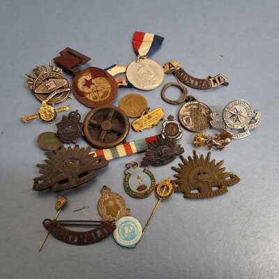 BADGES