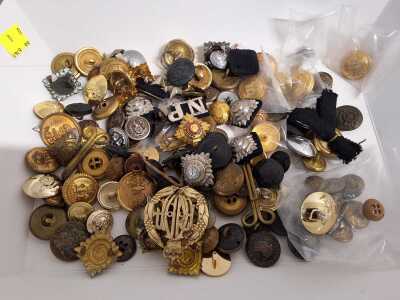 BUTTONS